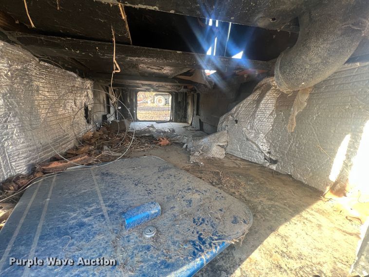 image for item MM9123 40" sleeper cab