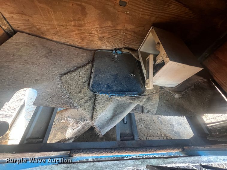 image for item MM9123 40" sleeper cab