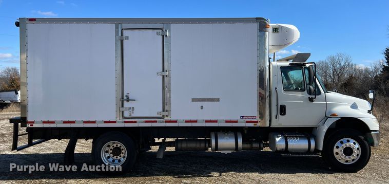 image for item MM9145 2015 International DuraStar 4300  refrigerated truck