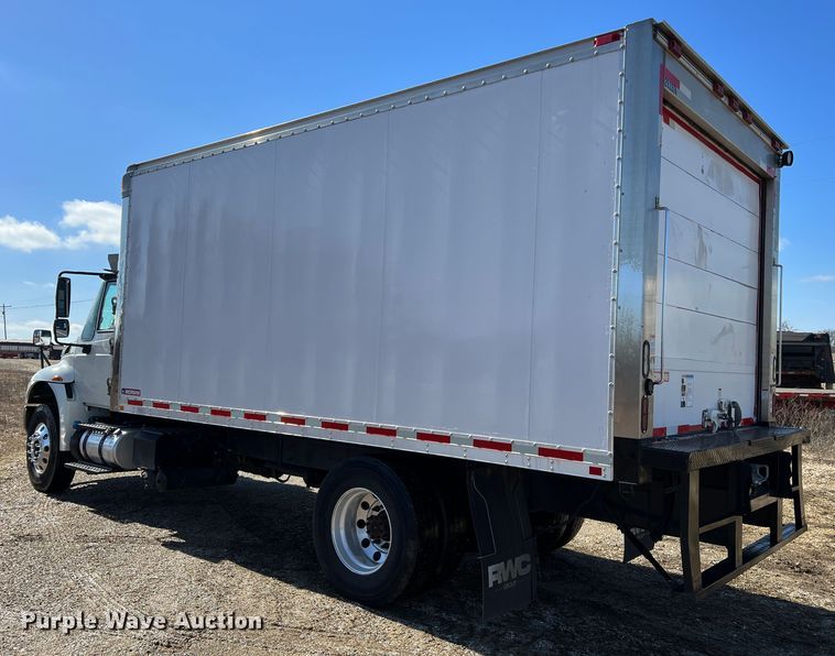 image for item MM9145 2015 International DuraStar 4300  refrigerated truck