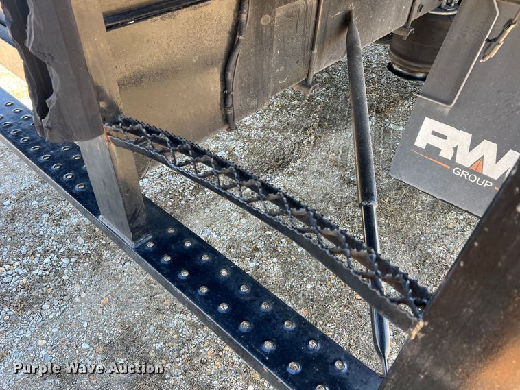 image for item MM9145 2015 International DuraStar 4300  refrigerated truck