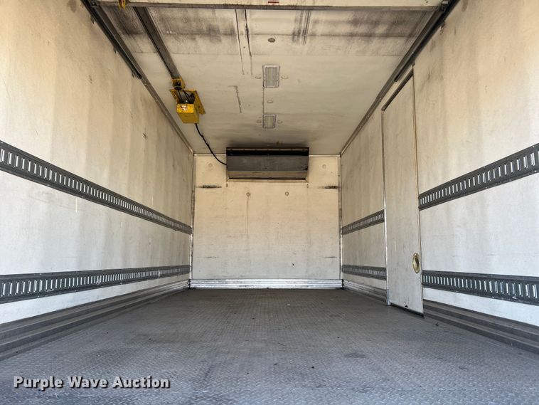 image for item MM9145 2015 International DuraStar 4300  refrigerated truck