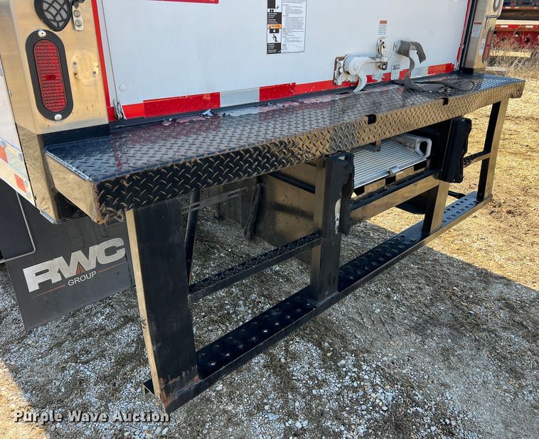 image for item MM9145 2015 International DuraStar 4300  refrigerated truck