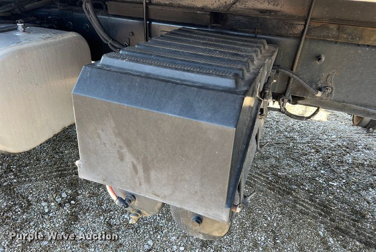 image for item MM9145 2015 International DuraStar 4300  refrigerated truck