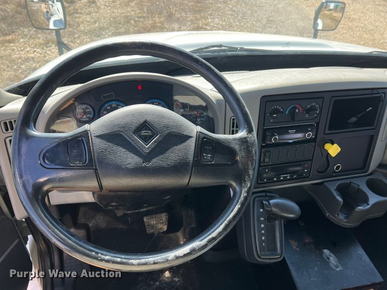 image for item MM9145 2015 International DuraStar 4300  refrigerated truck