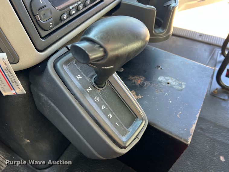 image for item MM9145 2015 International DuraStar 4300  refrigerated truck