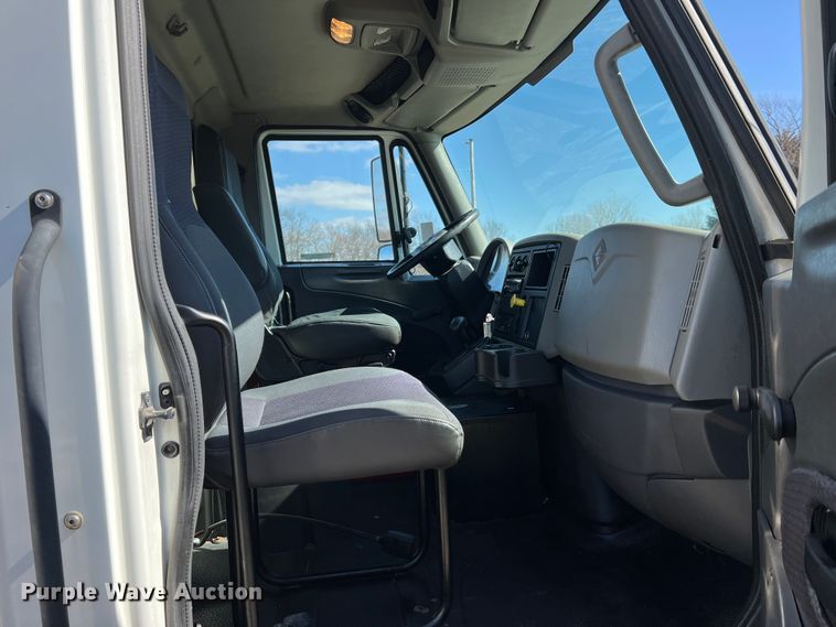 image for item MM9145 2015 International DuraStar 4300  refrigerated truck