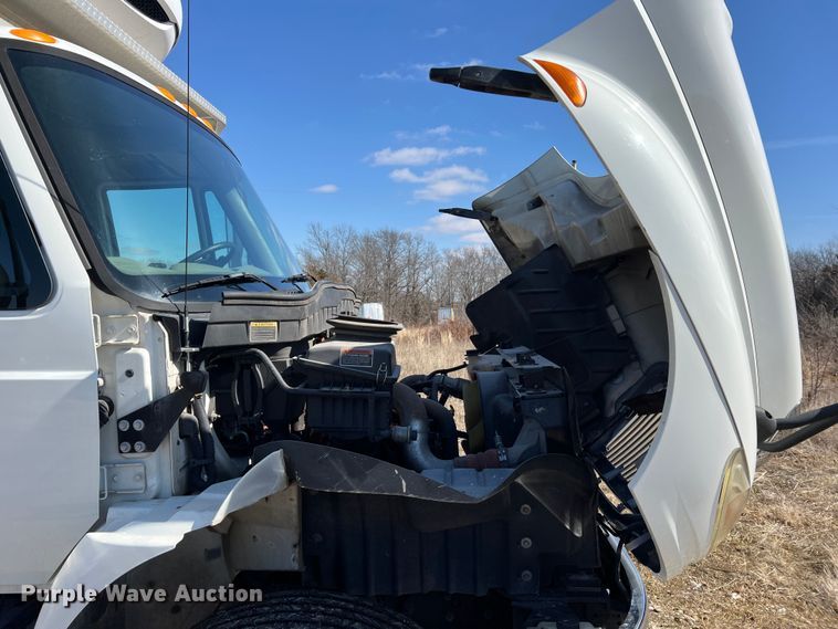 image for item MM9145 2015 International DuraStar 4300  refrigerated truck