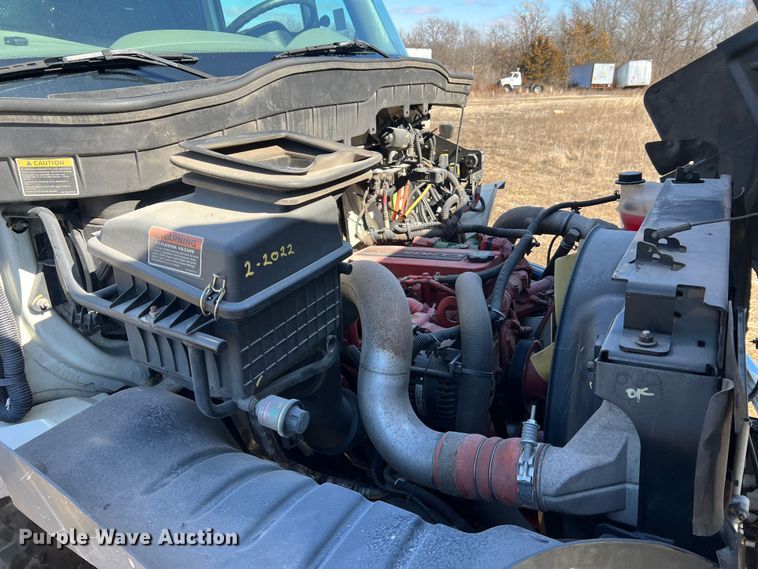 image for item MM9145 2015 International DuraStar 4300  refrigerated truck