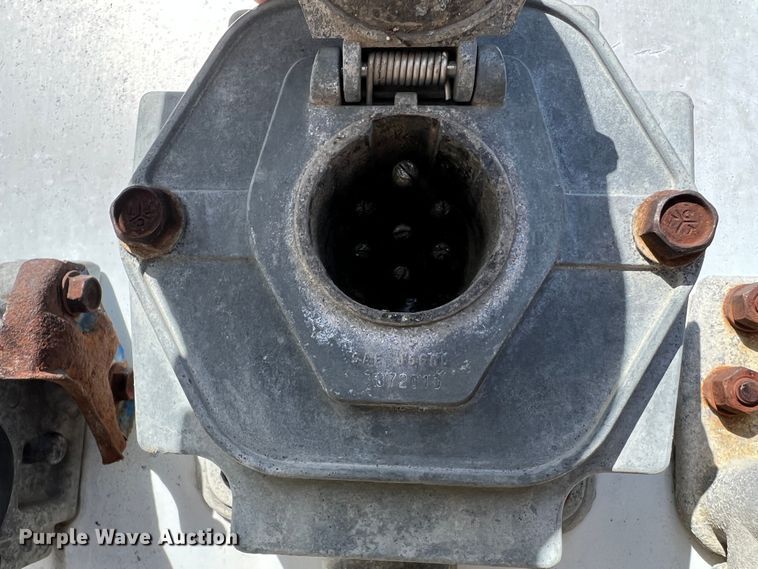 image for item MM9176 1997 Great Dane 7311TJWRA  dry van trailer