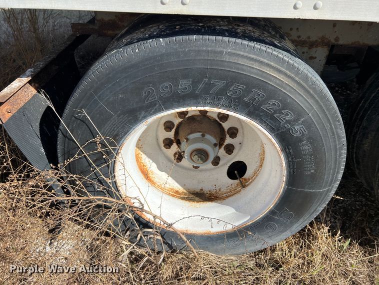 image for item MM9176 1997 Great Dane 7311TJWRA  dry van trailer