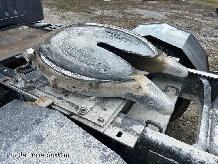 image for item MM9180 1981 International 1854  semi truck