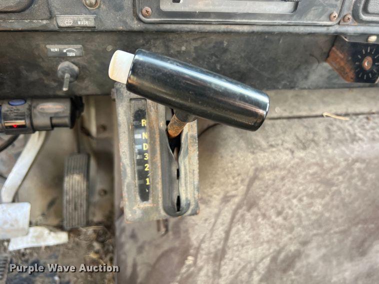 image for item MM9180 1981 International 1854  semi truck