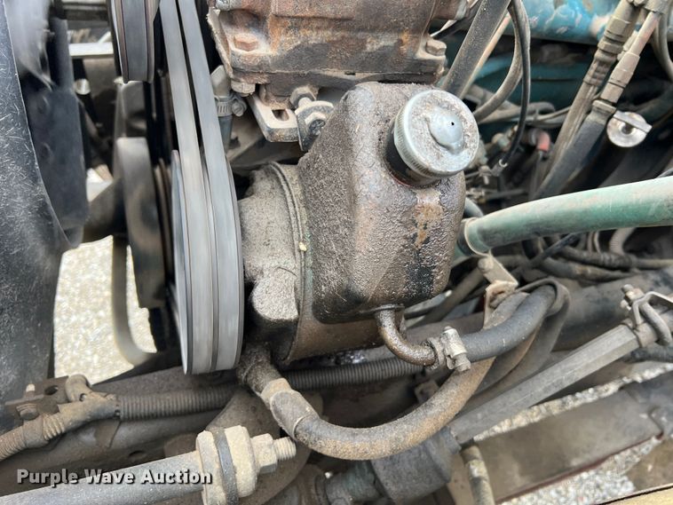 image for item MM9180 1981 International 1854  semi truck