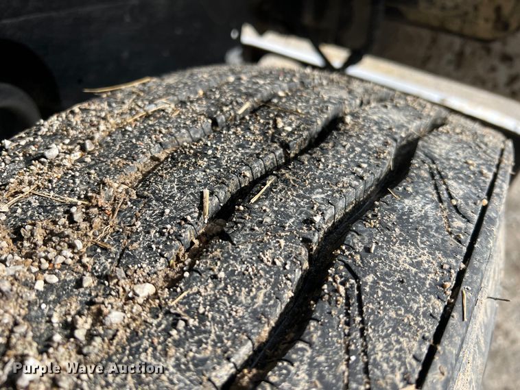 image for item MM9180 1981 International 1854  semi truck