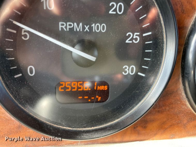 image for item MM9309 2008 Peterbilt 388  semi truck