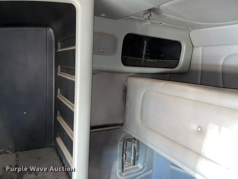 image for item MM9309 2008 Peterbilt 388  semi truck