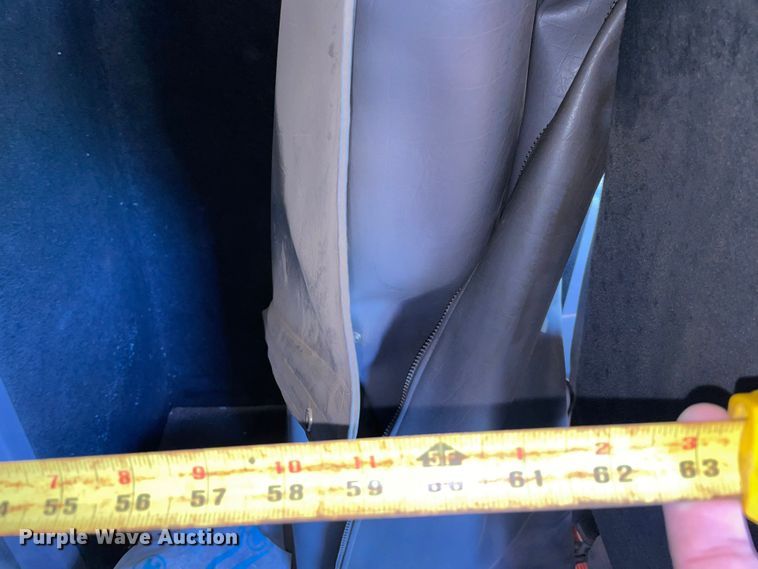 image for item MM9309 2008 Peterbilt 388  semi truck