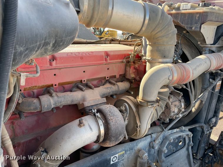 image for item MM9309 2008 Peterbilt 388  semi truck