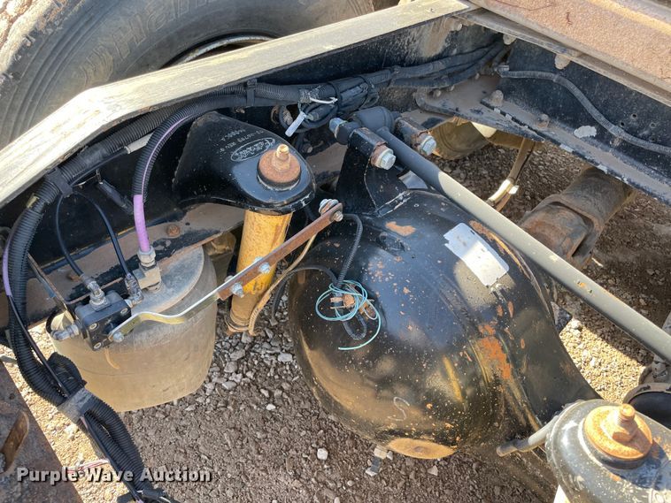 image for item MM9309 2008 Peterbilt 388  semi truck