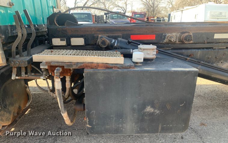 image for item MM9713 1984 Ford LNT8000  roll-off container truck