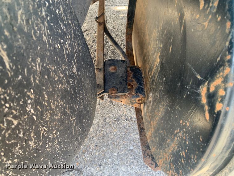 image for item MM9713 1984 Ford LNT8000  roll-off container truck