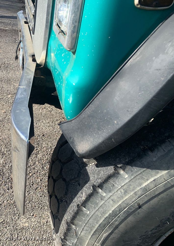 image for item MM9713 1984 Ford LNT8000  roll-off container truck