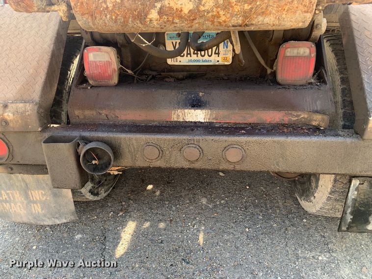 image for item MM9713 1984 Ford LNT8000  roll-off container truck