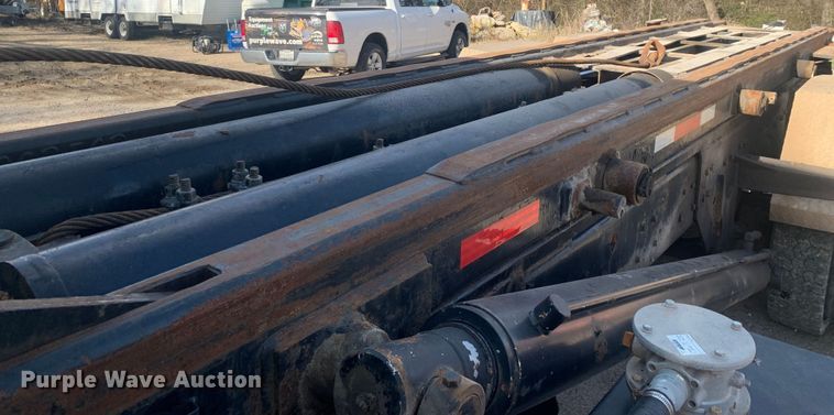 image for item MM9713 1984 Ford LNT8000  roll-off container truck