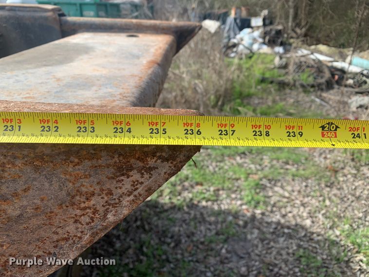 image for item MM9713 1984 Ford LNT8000  roll-off container truck