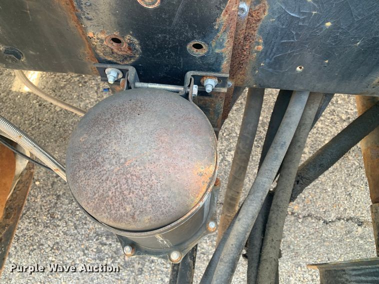 image for item MM9713 1984 Ford LNT8000  roll-off container truck