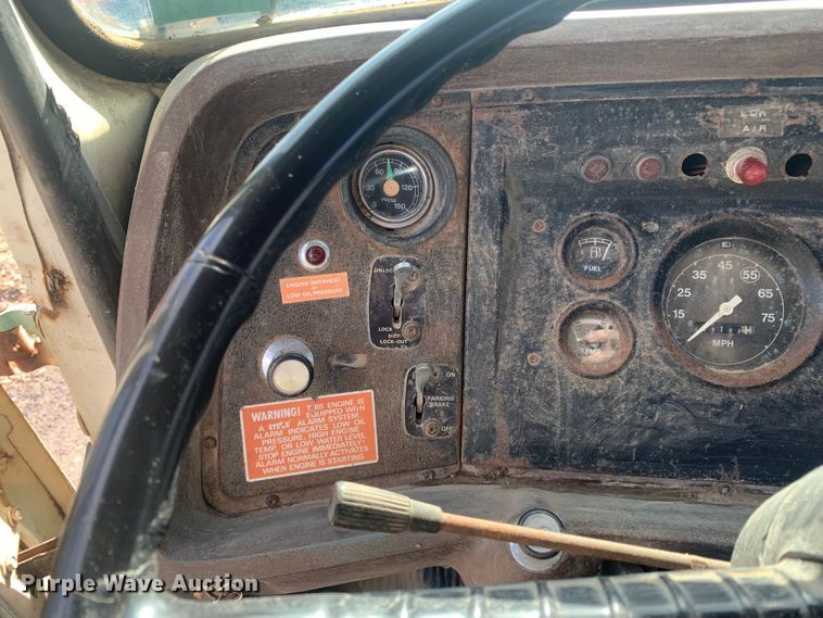 image for item MM9713 1984 Ford LNT8000  roll-off container truck