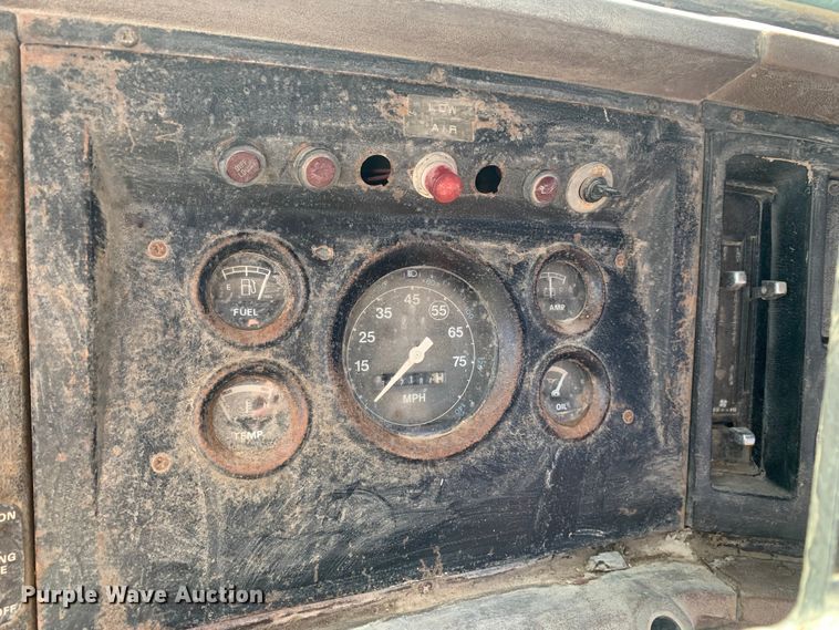 image for item MM9713 1984 Ford LNT8000  roll-off container truck