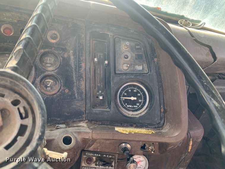 image for item MM9713 1984 Ford LNT8000  roll-off container truck