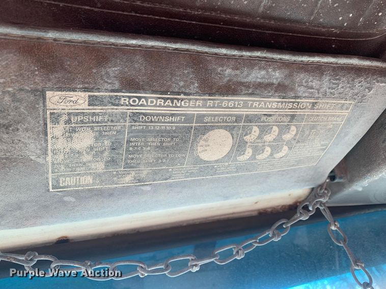 image for item MM9713 1984 Ford LNT8000  roll-off container truck