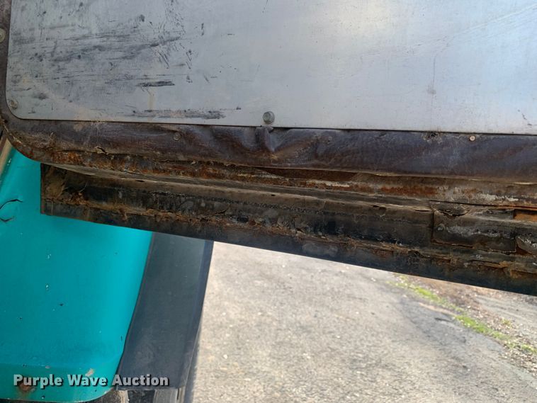 image for item MM9713 1984 Ford LNT8000  roll-off container truck