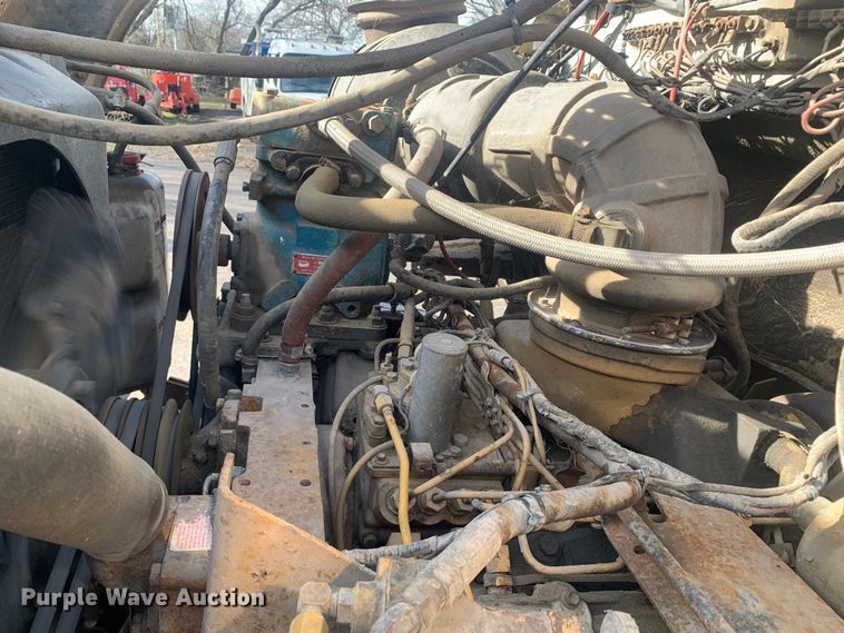 image for item MM9713 1984 Ford LNT8000  roll-off container truck