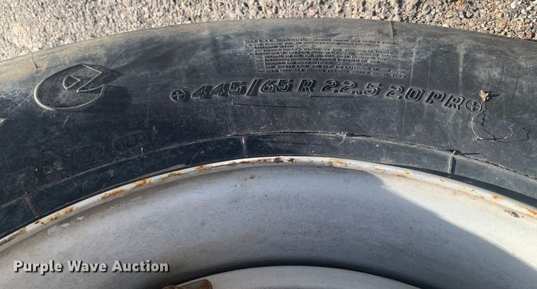 image for item MM9713 1984 Ford LNT8000  roll-off container truck