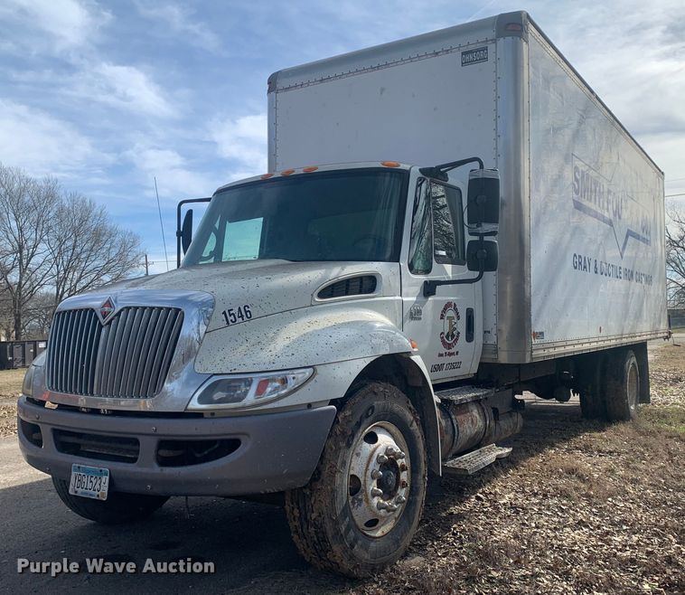 image for item MM9714 2007 International 4300  box truck