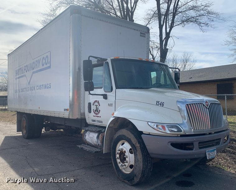 image for item MM9714 2007 International 4300  box truck