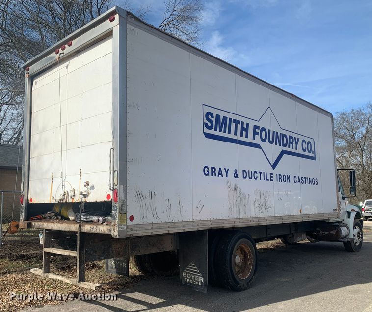 image for item MM9714 2007 International 4300  box truck