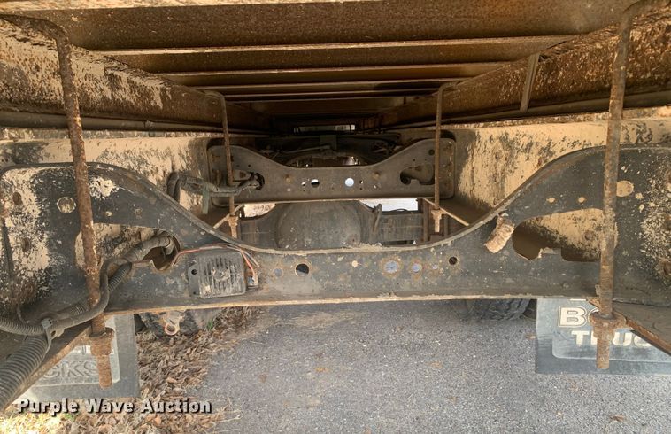 image for item MM9714 2007 International 4300  box truck