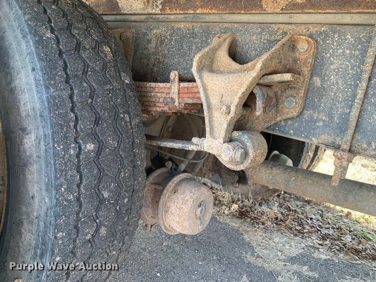 image for item MM9714 2007 International 4300  box truck