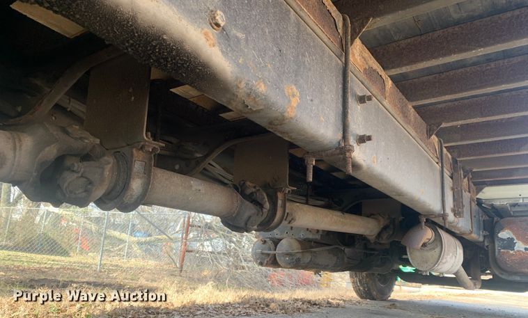 image for item MM9714 2007 International 4300  box truck