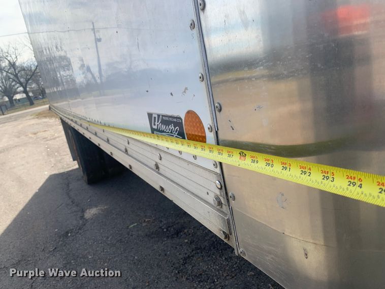 image for item MM9714 2007 International 4300  box truck