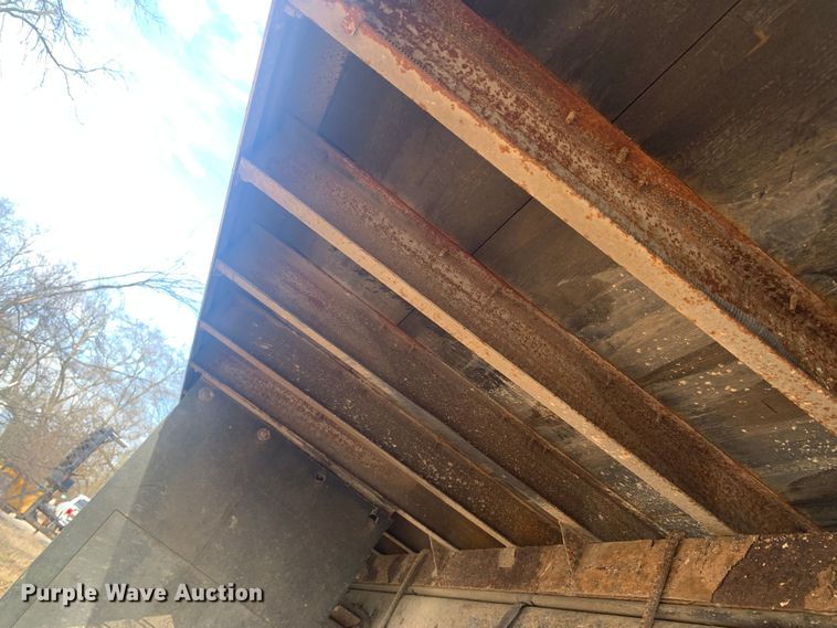 image for item MM9714 2007 International 4300  box truck