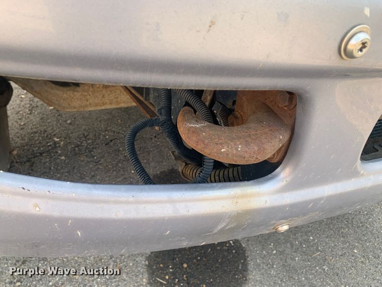 image for item MM9714 2007 International 4300  box truck