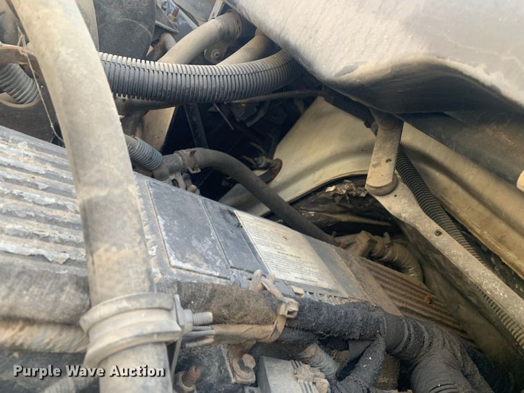 image for item MM9714 2007 International 4300  box truck