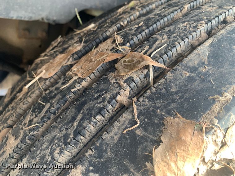 image for item MM9714 2007 International 4300  box truck