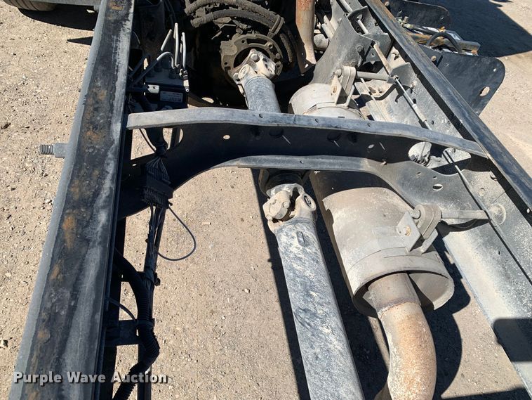 image for item MM9748 2007 International CF600  truck cab and chassis